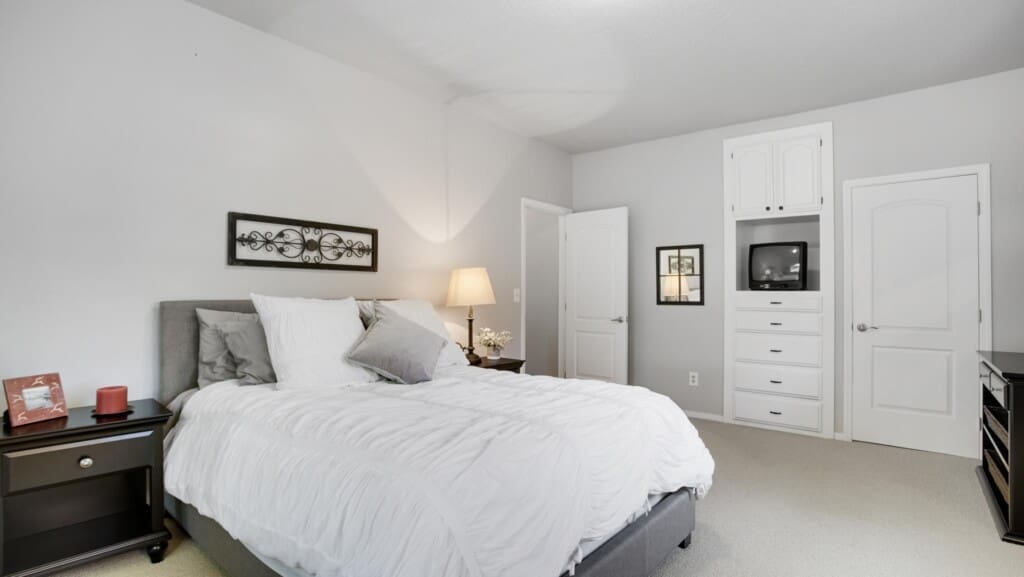 30ce1baff4434f61bec72348f8372012.jpg