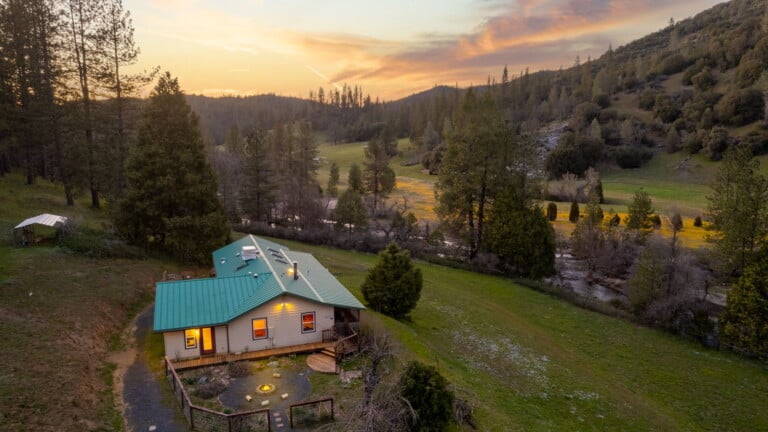 Kowana Valley Lodge at Golden Hour